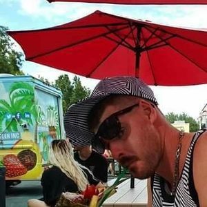 Meet your Posher, Joe